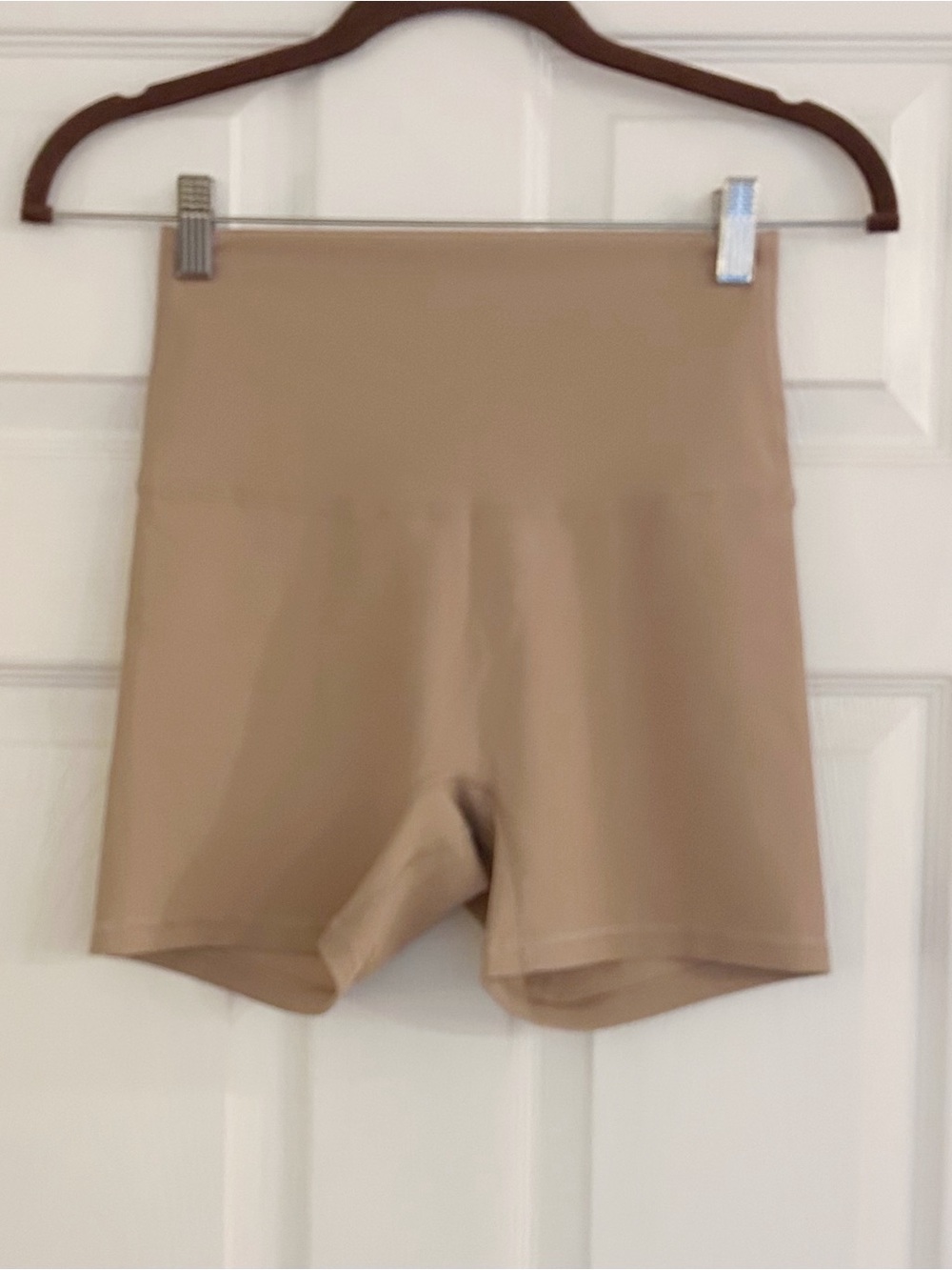 Halara Biker Shorts Size Medium Tan Ribbed 4” Inseam NEW Without tags